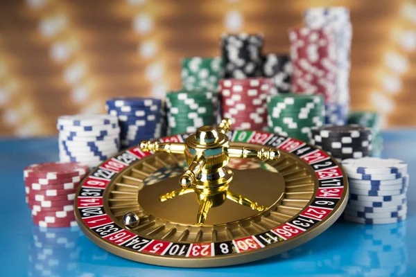 hsowin mobile app interface showing live casino tables and sportsbook markets