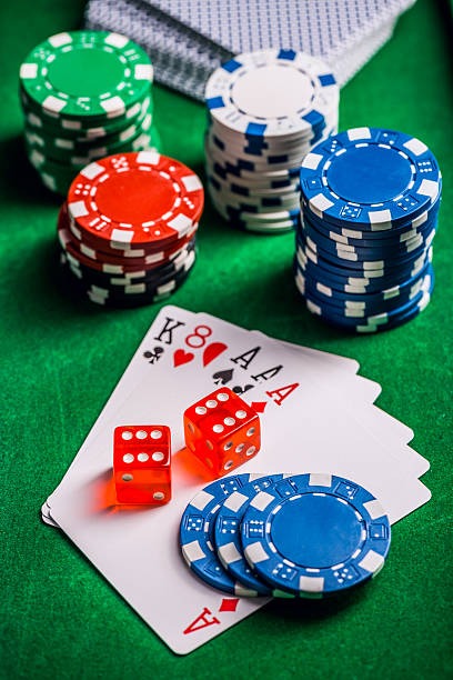 Blackjack table on hsowin Hongkong Pools with live dealer and player cards